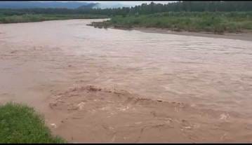 Begna in Narayangarh, Run river flows above danger mark