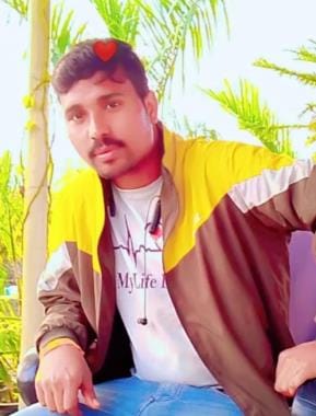 Tractor driver's body found hanging from a tree, murder suspected