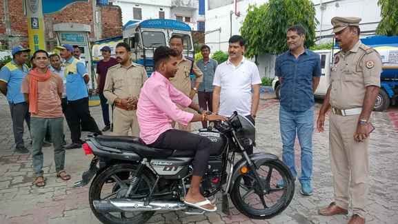 250 challans issued in three days under no helmet, no fuel