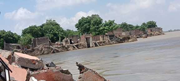 After Ganga, Saryu is in spate, water level reached 35 cm above the danger mark