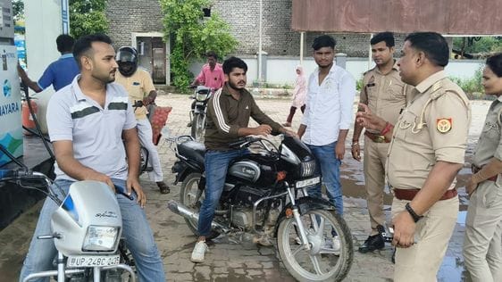 Police checking at petrol pumps, awareness created for wearing helmets