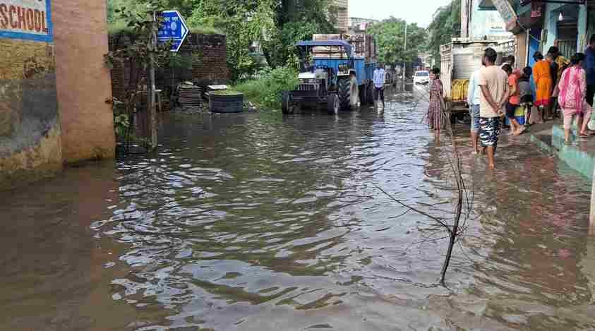 51 mm rain in 24 hours, colonies filled with 1.5 feet water