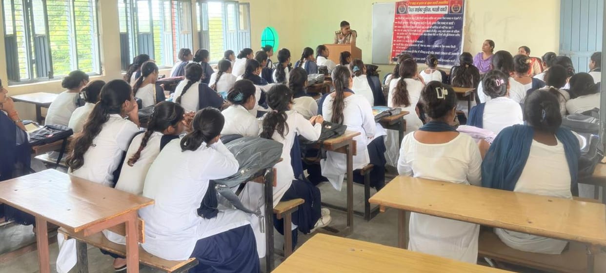 Girls should not share their personal information to avoid cyber crime
