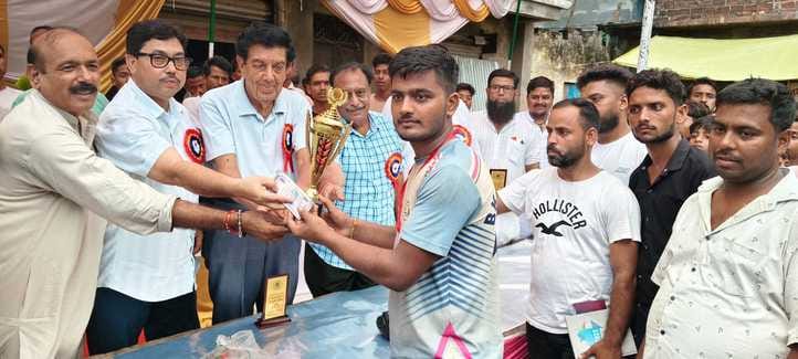 The team of Gram Panchayat Naurangabad won the final of Kabaddi