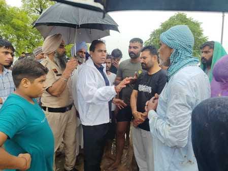 MLAs inspected the rain affected areas