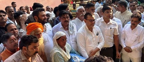 State minister assures financial aid to flood-affected villagers