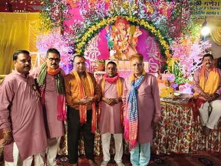 Ganpati Bappa was praised in the bhajan evening