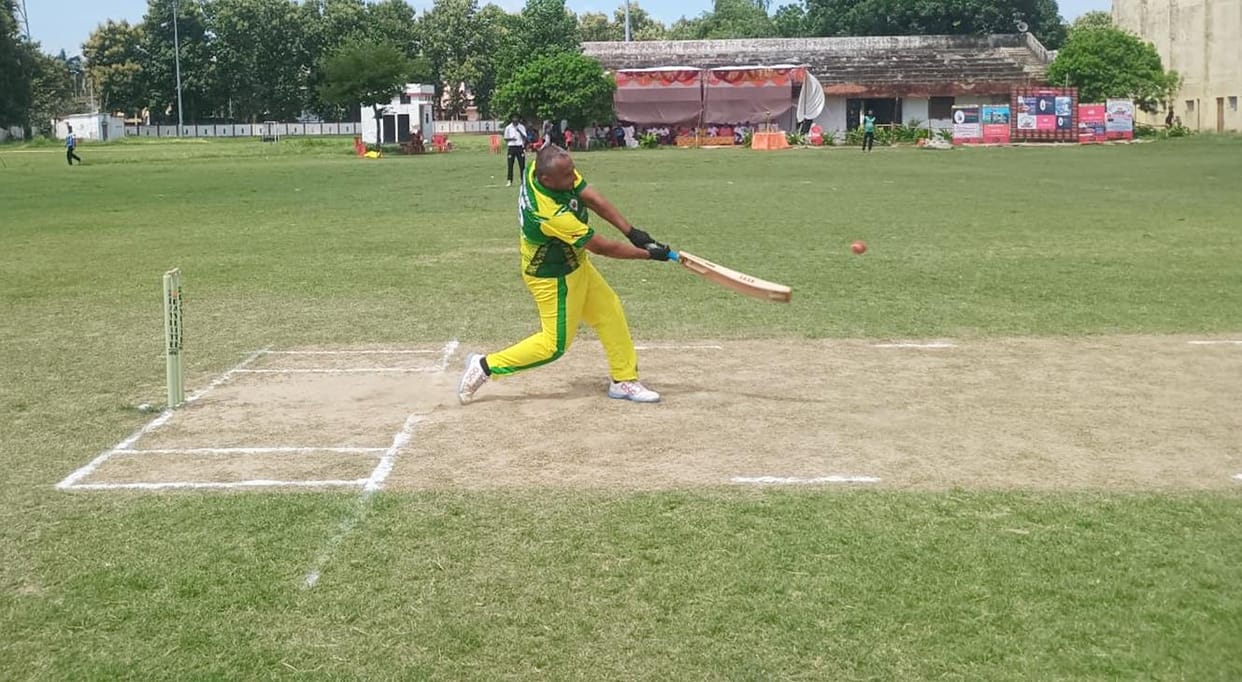 The teams of Gasdi, Devipatan, Shivpura and Balrampur are in the next round