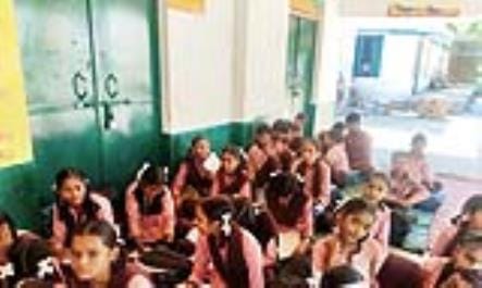 The headmistress locked the classroom and took away the keys, the students studied sitting on the floor