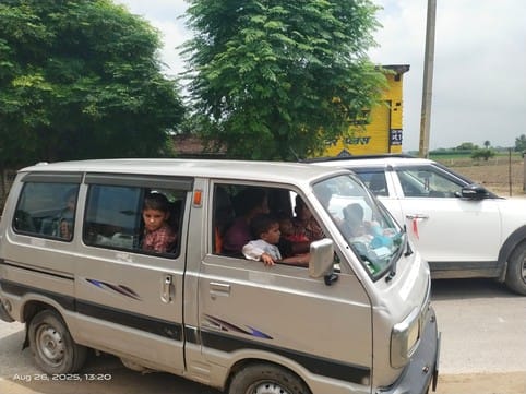 Children being transported in dilapidated vehicles, their lives in danger