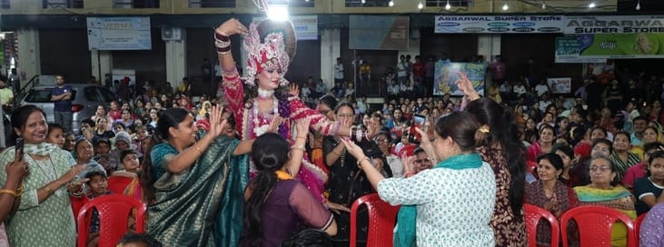 Ganeshotsav is colored with the fun of Krishna and the devotion of Meera
