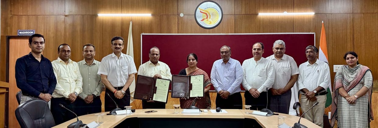 Women's University joins hands with HKCL to empower girl students
