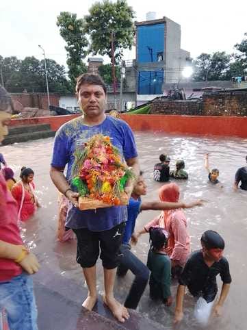 Ganpati Bappa's idol was immersed amidst fanfare and devotional songs