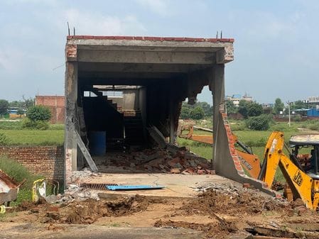 Construction demolished in illegal colony of Sarai Ahmed village
