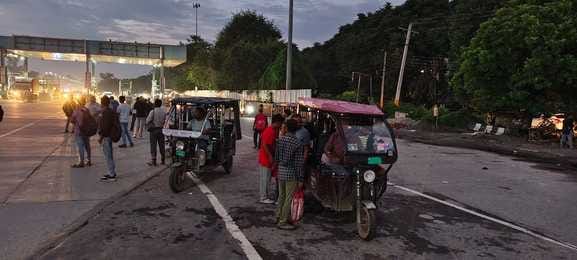 E-rickshaw drivers doubled the fare after the implementation of odd-even