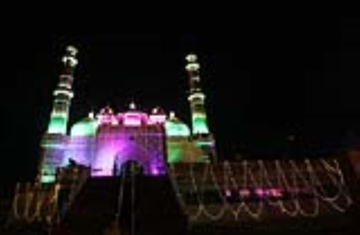 The capital is immersed in the celebration of Amad-e-Rasool