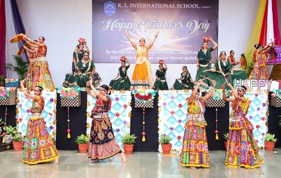 A glimpse of Guru tradition and Indian culture was seen
