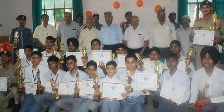 Teachers' Day was celebrated in SD Inter College Sadar