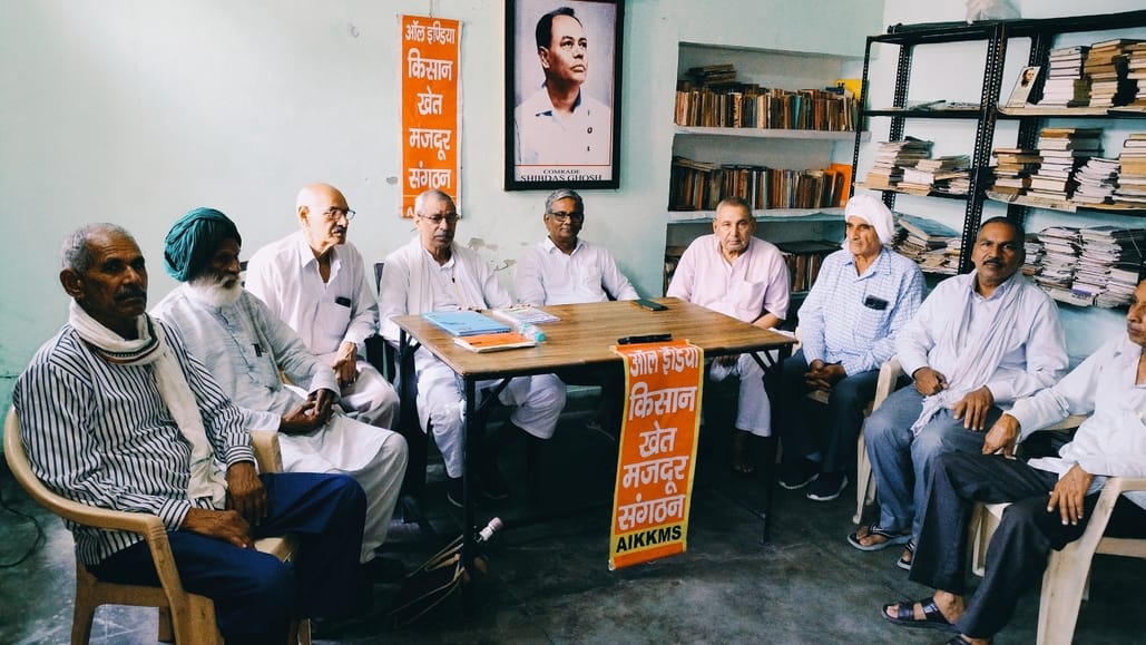 Kisan Mazdoor Sangathan demanded to speed up flood rescue operations