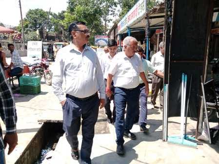 The team that arrived from Lucknow investigated the committee secretary