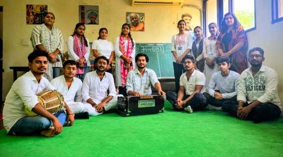 Boys won classical music competition