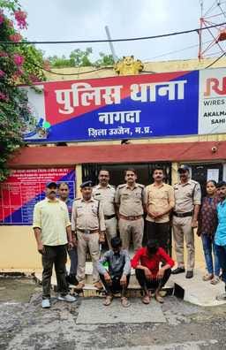 Father and son had murdered a young man over a loan of Rs. 1500, now they are in the hands of Nagda police