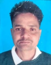 A young man going to his niece's house died in a road accident