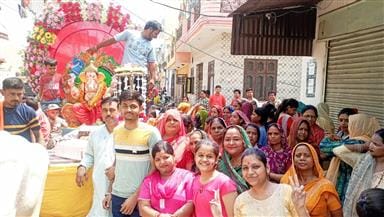 Shouts of Ganpati Bappa Morya echoed