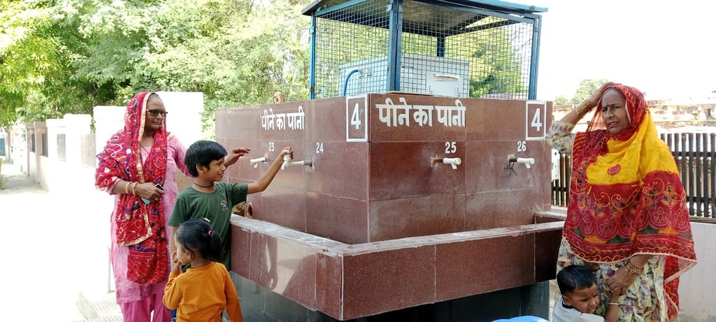 There is no drinking water at Amrit Bharat station, passengers are yearning for water