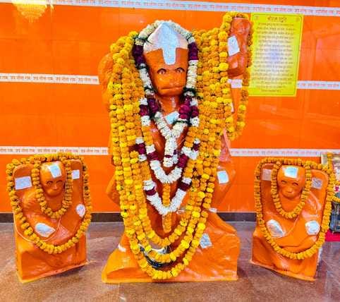 Sunderkand recitation, Bhajan Sandhya and Bhandara at Hanuman temple on 9th