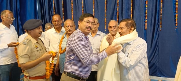 Teachers always inspire the society with knowledge and ideals