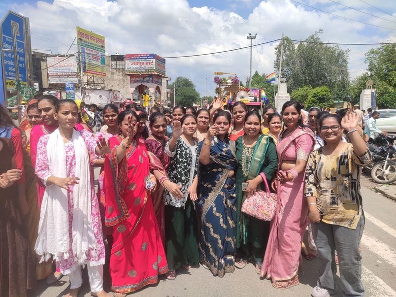 Dashlakshan festival concluded with a procession