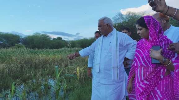 Karauli: Jawahar Bedham's visit on loss of life and wealth due to heavy rains, victims assured of quick relief
