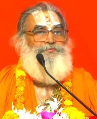 The audience was moved by the teachings of restraint by Shri Ram