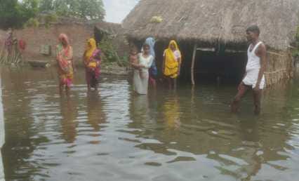 Water everywhere in 50 villages, life in trouble