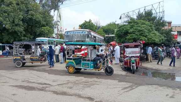 Local buses did not run even after three years, people are troubled