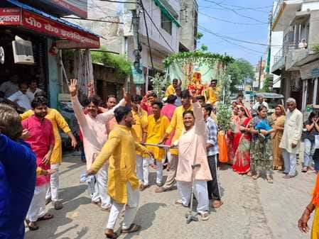 Immersion procession of Ganesh idol taken out