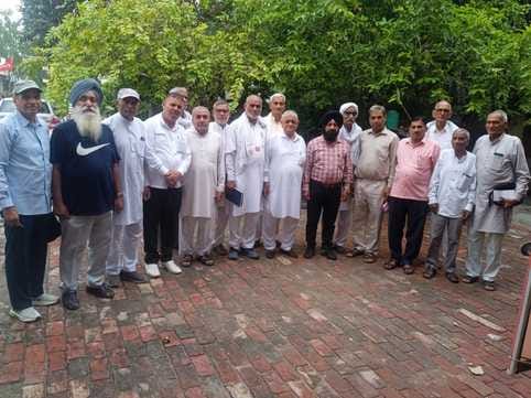 The state pensioners will protest at Jantar Mantar in Delhi on the 17th