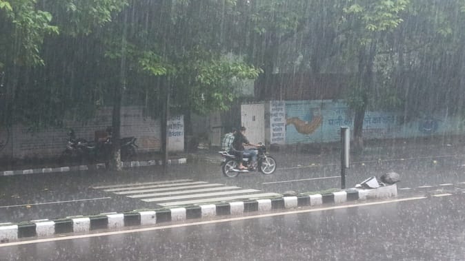 Waterlogging in the city due to rain, increased trouble