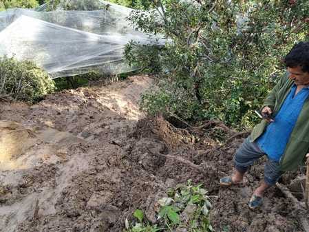 Heavy damage to houses and gardens in Khapraon, Kyari, Kheda villages