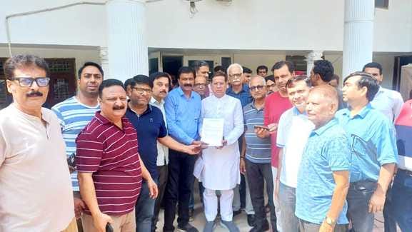 Demand to open registry of double unit flats intensifies