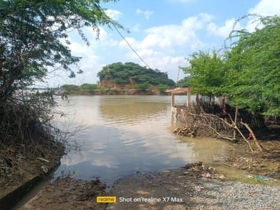 Gauhani Kalan road submerged, water entered Sikrodi village