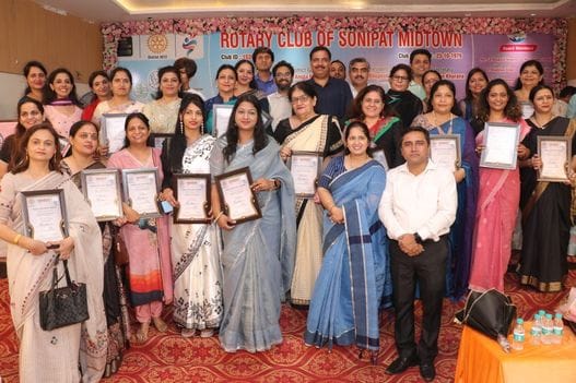 57 teachers honored for their invaluable contribution in the field of education