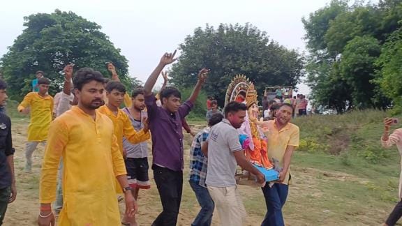 Devotees danced during idol immersion
