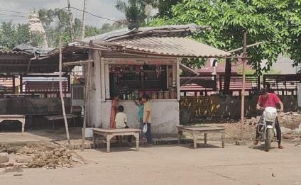Five kiosks which were a hindrance in the beautification of the Civil Hospital will be removed