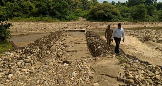 18 roads were destroyed in the rain, workers were reaching the outpost on foot