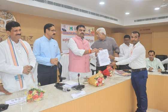 Newly appointed 18 instructors received appointment letters