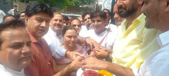 Make people aware of Congress policies: Narpal