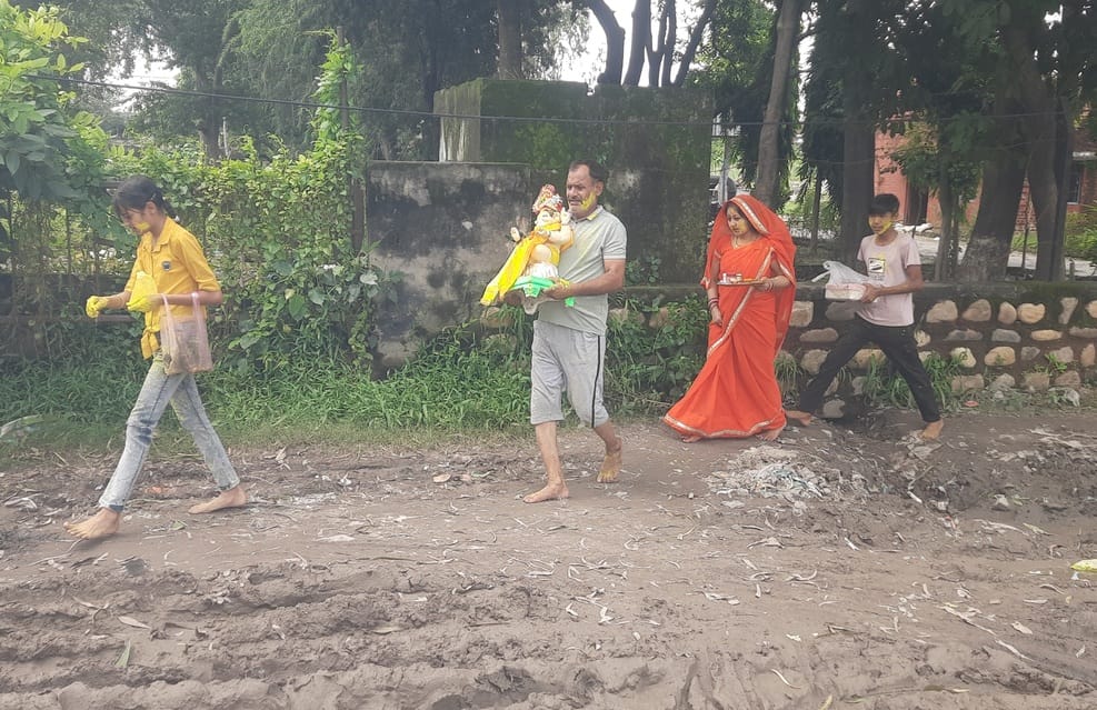 Farewell to Ganpati Bappa with pomp and show