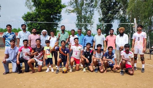 Sadhaura block's team is district champion in volleyball